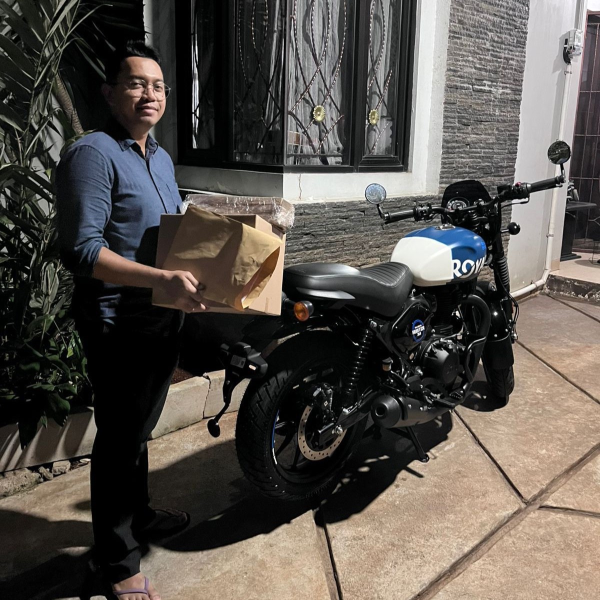 WhatsApp Image 2025-11-12 at 17.40.59 (1)