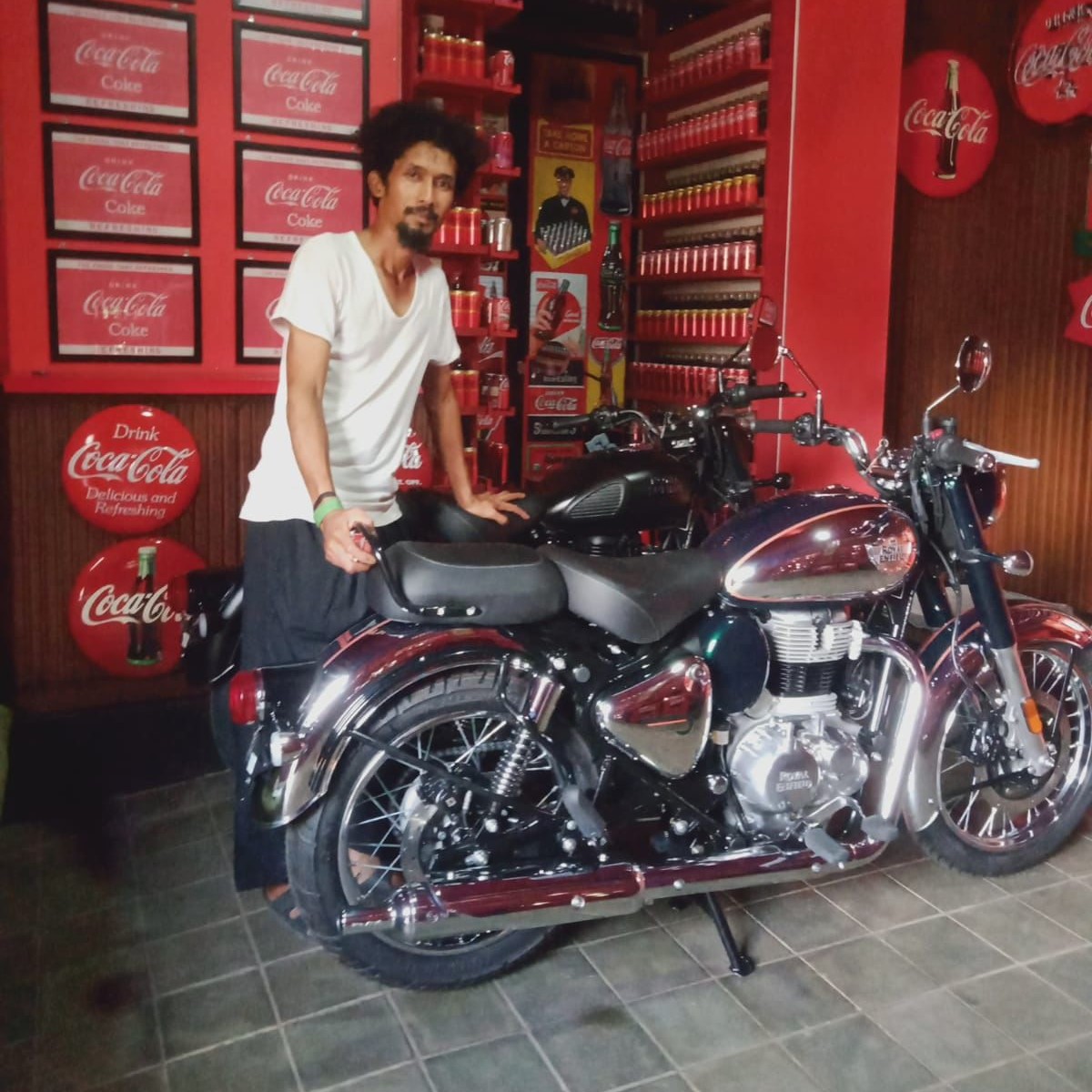 WhatsApp Image 2025-11-12 at 17.41.01